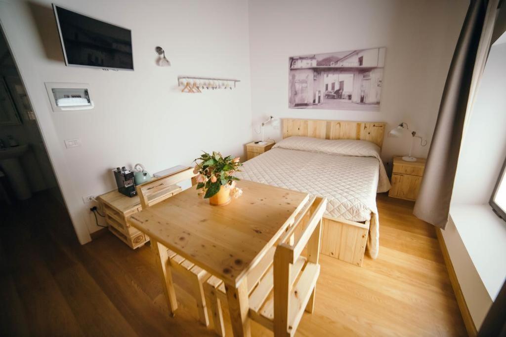 Le Camere Pietrasantine - Centro Storico ピエトラサンタ 部屋 写真